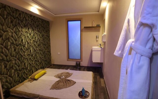 Silver Suites Hotel & Spa