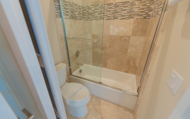 Beach Side Paradise Apartment 7