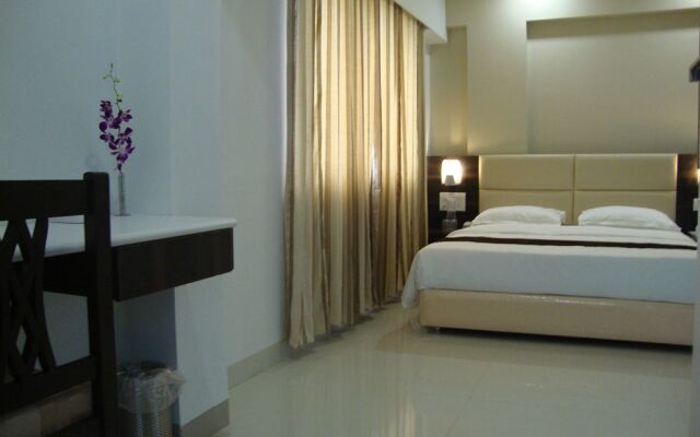 Galaxy Comforts Hotel