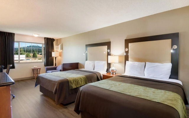 Rodeway Inn & Suites Hwy 217 & 26 W