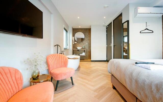 Harbour Suites Boutique Hotel