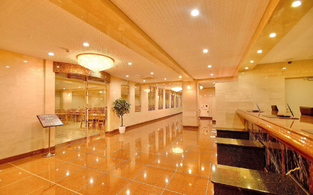 Kyoto Universal Hotel Karasuma