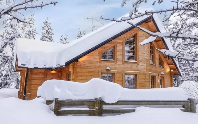 Sarah Dreamhome in Lapland Kittil