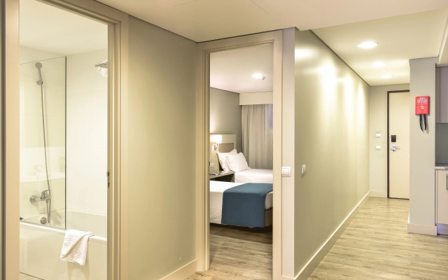 Aqualuz Lagos by The Editory
