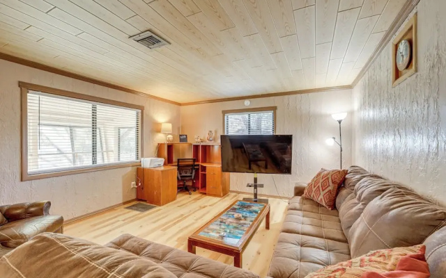 Near Scenic Trails & Parks! Central Payson Retreat