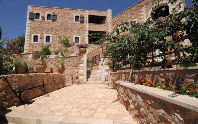 Samonas Traditional Villas Red Villa Fliskouni - 90m Maisonette