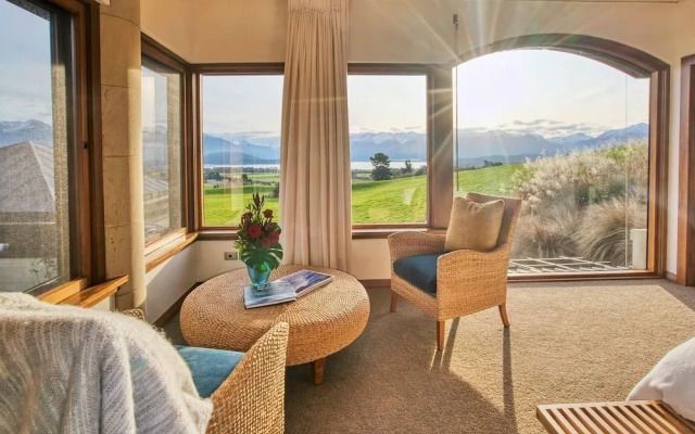 Cabot Lodge