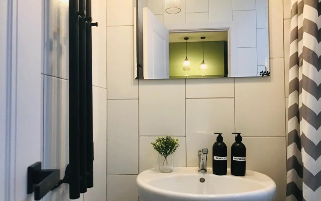 Cynefin (Kanefin) on Zhdanov Street 29G