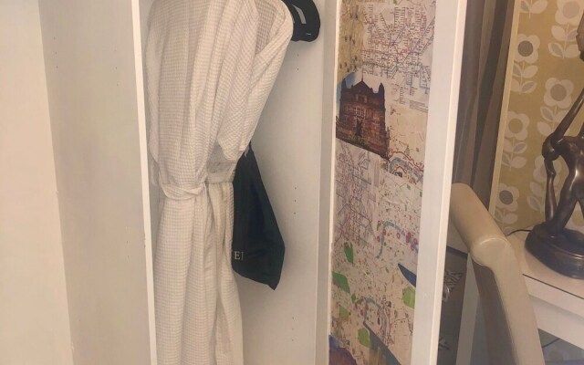 Charing Cross Rooms - B&B