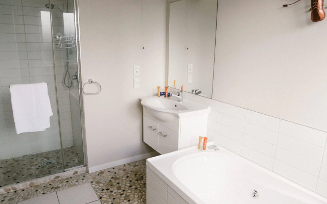 Waterfront Apartments Whitianga