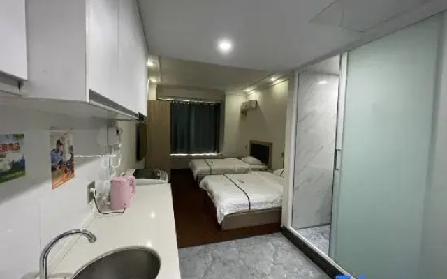 Hangzhou Linping Junhang Hotel