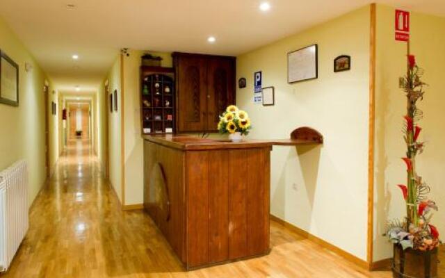 Hostal Valle De Tena
