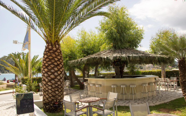 Athos Hotel