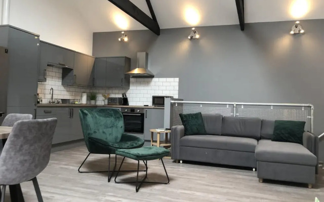 Stunning Reverse Level Townhouse in Penzance