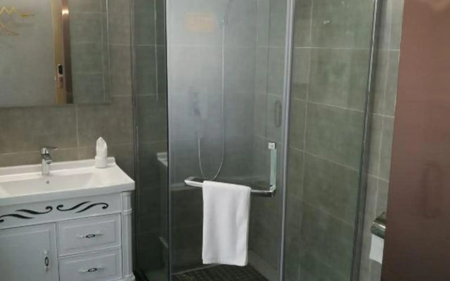 Platform  Hotel