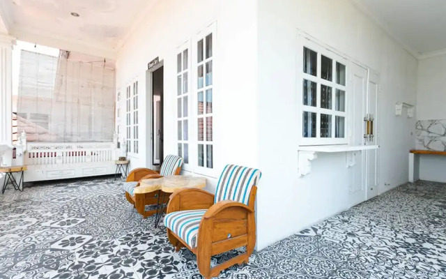 RedDoorz near Grojogan Sewu Tawangmangu