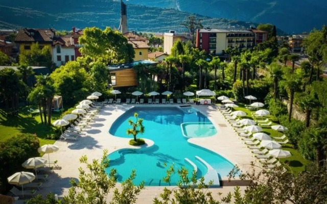 Astoria Resort