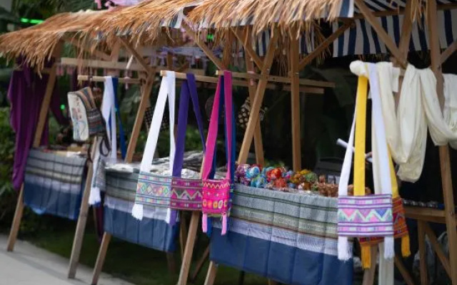 Wanda YI, Suite Xishuangbanna – Outside – Xishuangbanna