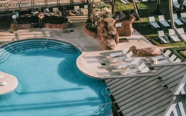 Alexander Hotel