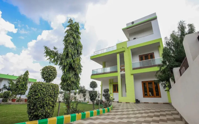 OYO 19456 Hotel Shagun Palace