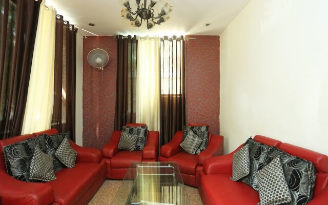 OYO 12477 DLF Phase 2