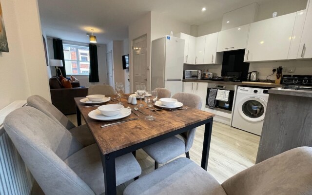 3 Bedroom New House with WiFi