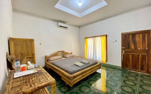 Duyung Rooms and Resto by ZUZU