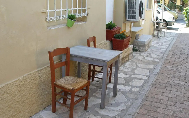 Villas in Sounio