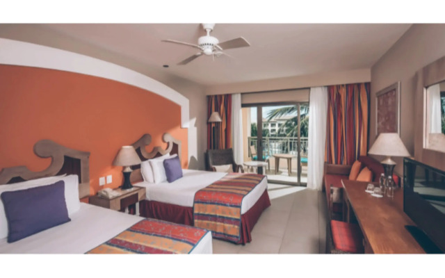 Iberostar Waves Bahia - All Inclusive