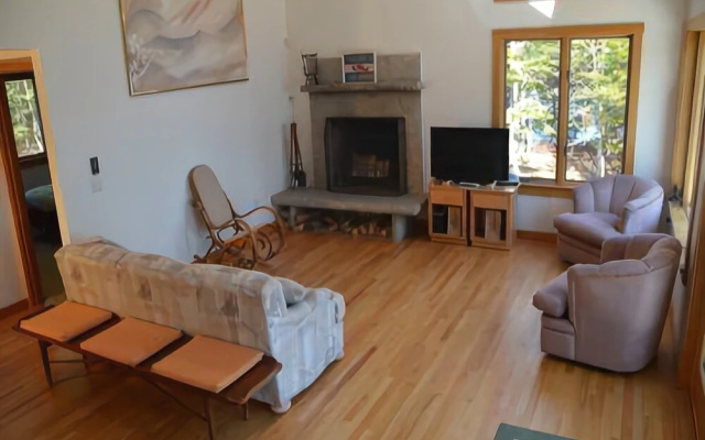Sea Breeze - Three Bedroom Home