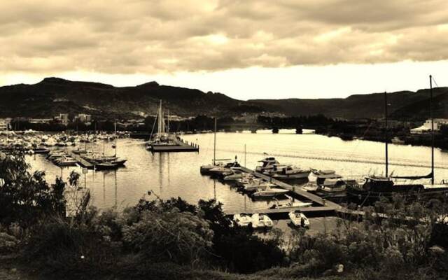 Apartment With 2 Bedrooms in Bosa, With Wonderful Mountain View