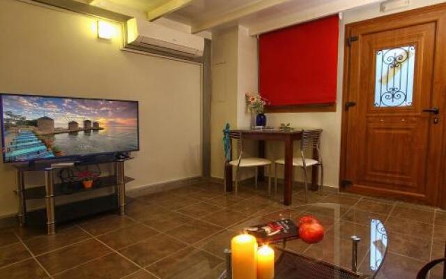 Ionia rooms