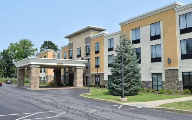 Cicero Grand - Syracuse North