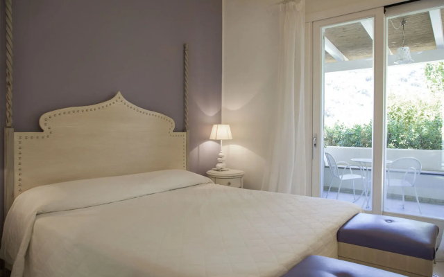 Hotel Mea - Aeolian Charme