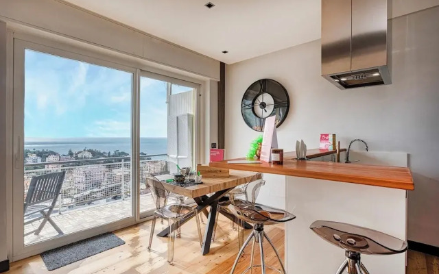Stunning Seaview Apartment in Nervi