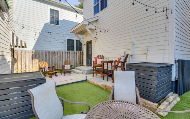 Cozy Savannah Vacation Rental w/ Fenced Courtyard!