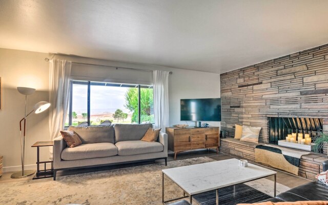 Lake Powell Views: Mid-century Home in Page