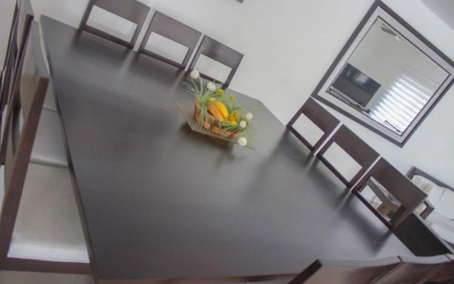 Specially Design 6 Bedroom Villa With King Beds