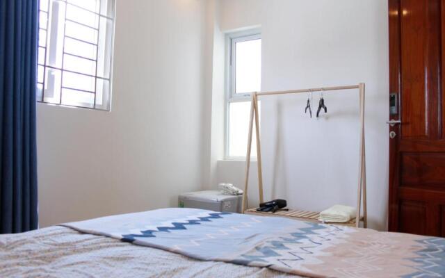 Anh Truc House - Near Front Beach