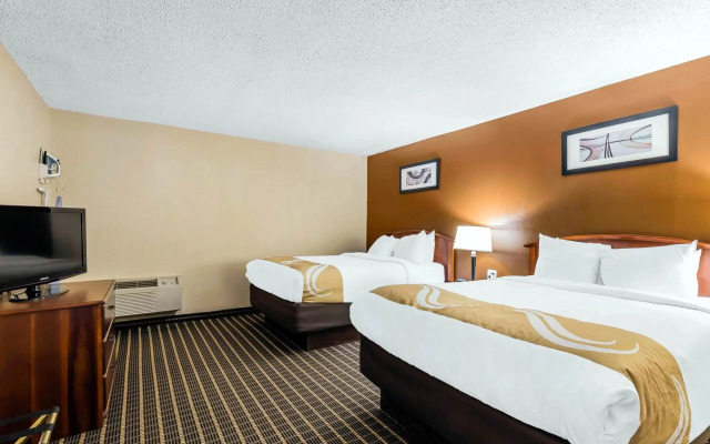 Quality Inn & Suites Sevierville - Pigeon Forge