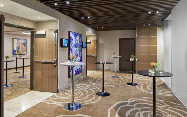 Courtyard by Marriott New York Manhattan/Midtown West
