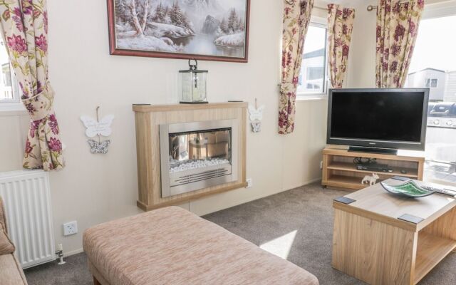 Superb Detached Lodge Located on Skipsea Sands