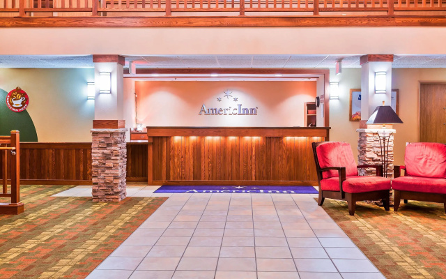 AmericInn by Wyndham Monmouth