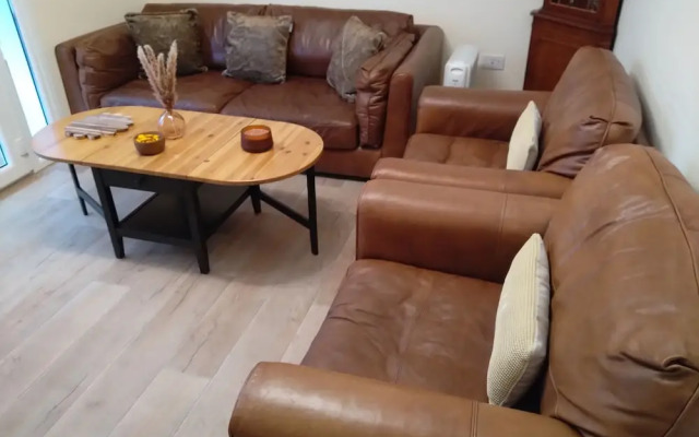 Beautiful 3-bed Bungalow Kessingland Rural Retreat
