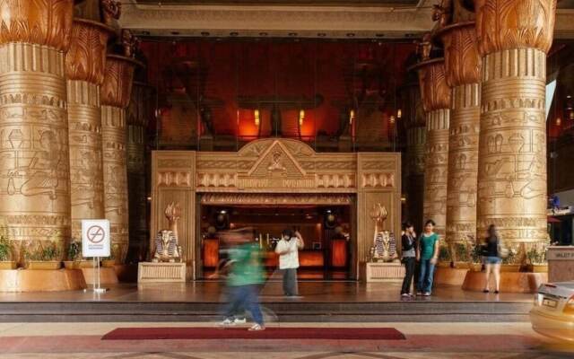 Exclusive Sunway Resort Suite by Albert