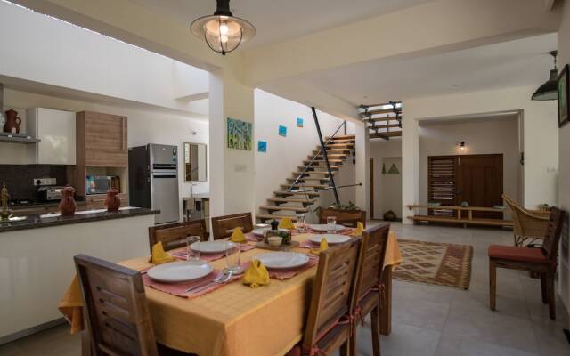 Davey's Townhouse by Vista Rooms