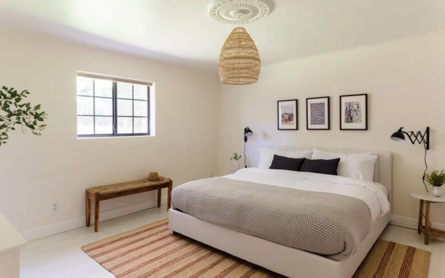 Scottsdale Cottonwoods Resort & Suites