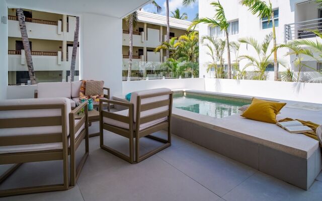 Luxury 3 bedroom apartment at the beach