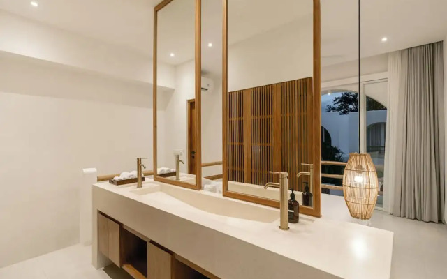 Villa Eraya by Alfred in Bali