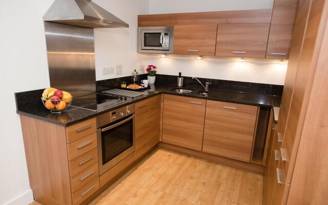 Celador Apartments - Projection West Serviced Apartments